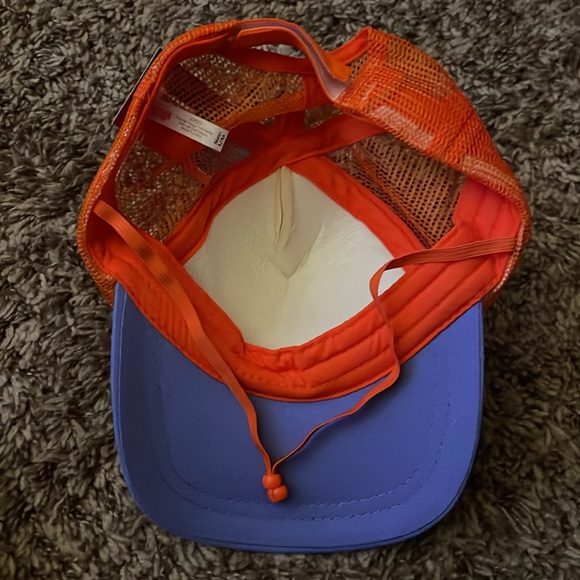 Netflix-Stranger Things - Picture 2 of 2